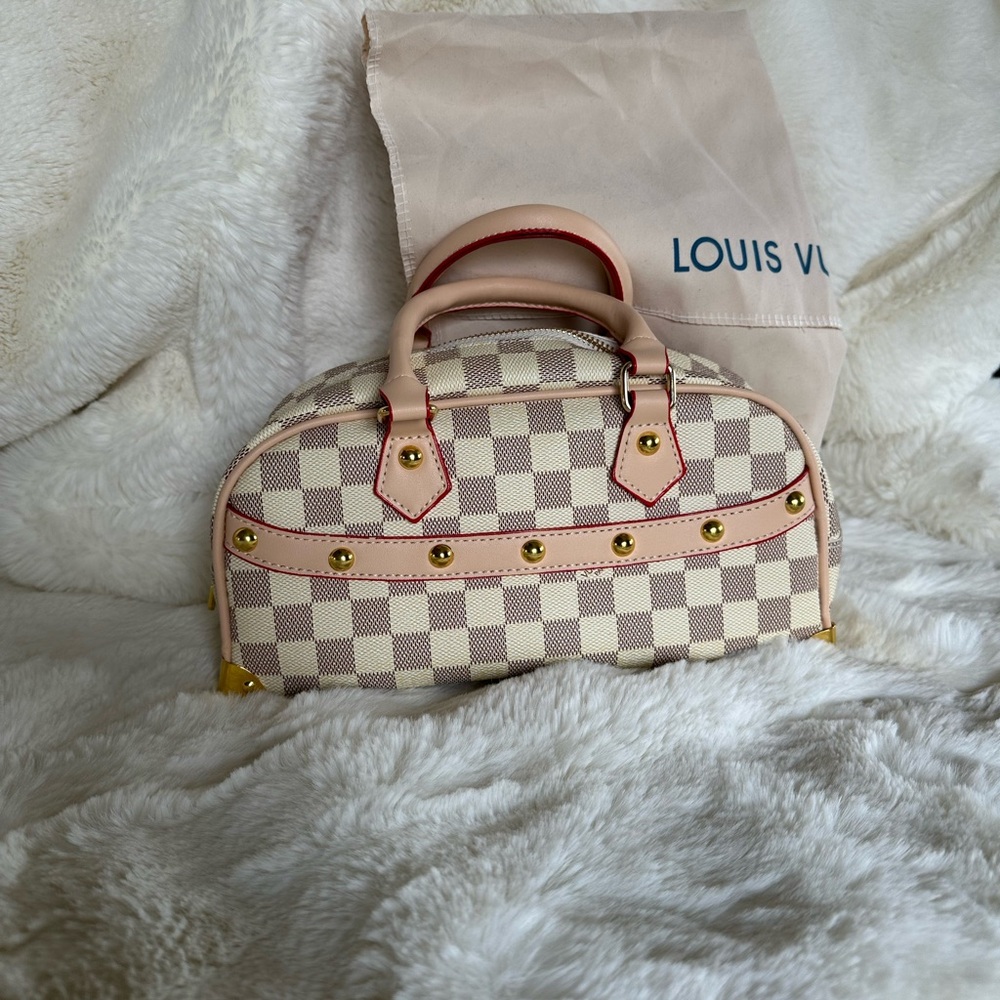 🍭VERY NICE BAG🍭
